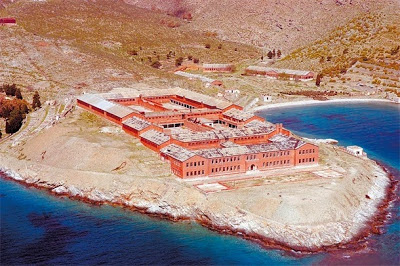 Athènes Accueil organise une visite à l’île de la torture Makronisos