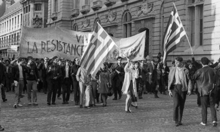 La dictature des colonels vue par la France