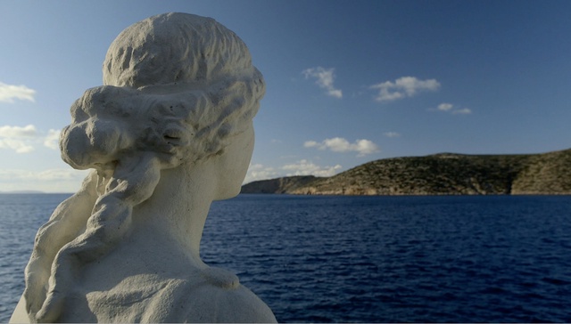 L ILE STATUE