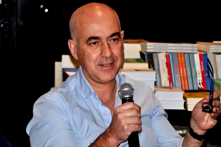 Interview | Socrates Kabouropoulos : La littérature grecque à l’étranger, le cas de la France