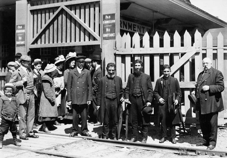 Migration grecque au Québec : logiques sociales et dilemmes linguistiques