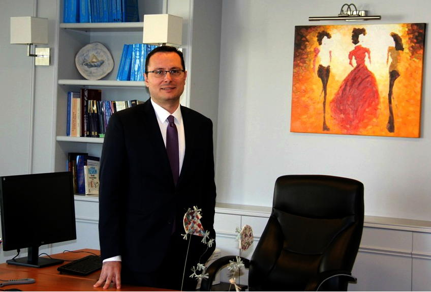 Interview | Le Secrétaire général de la Diplomatie publique, des Affaires religieuses et consulaires Constantinos Alexandris sur la nouvelle image de la Grèce