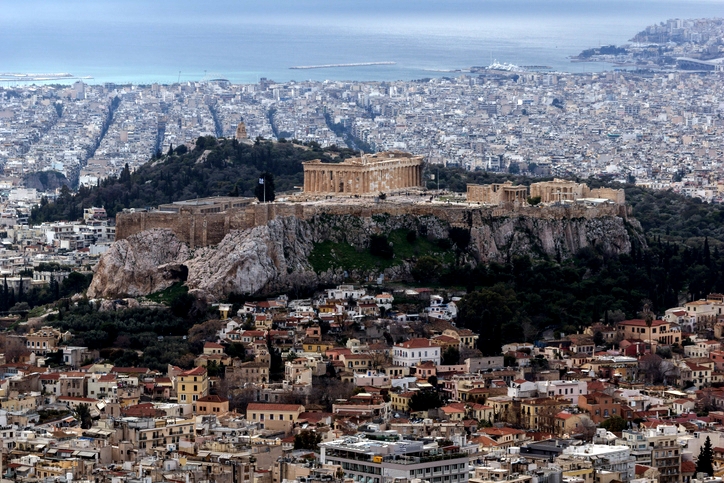 GettyImages PanoramaofthecityofAthensfromLycabettushillAtticaGreece stockphoto