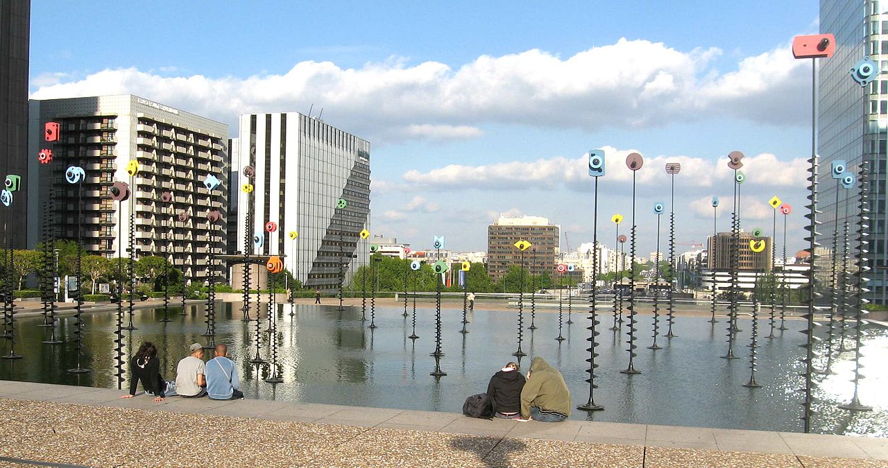 Le Bassin a La Defense 1988 Takis WikiCommons