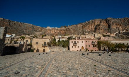 Les plus beaux châteaux grecs (première partie)