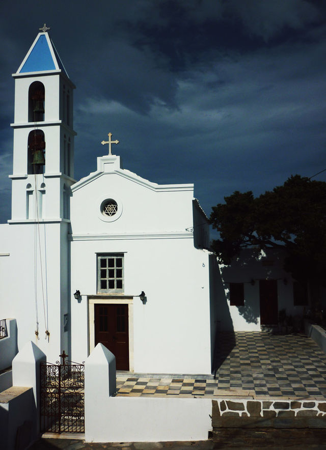 640px Volax church