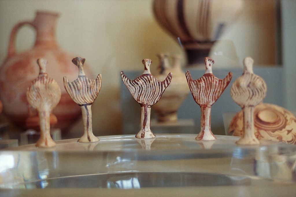 Mycenaean figurines Bird goddesses 14th 13th century BC AM Nemea Nemm432