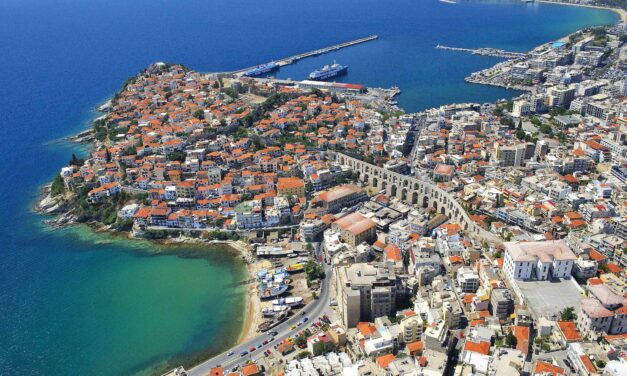 Voyage – Grèce du Nord  | Découvrez  Kavala, une « ville bleue »  chargée d’histoire