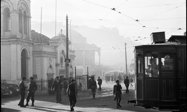 Henri Cartier-Bresson | Les  images inconnues de ses voyages en Grèce, exposées à Athènes