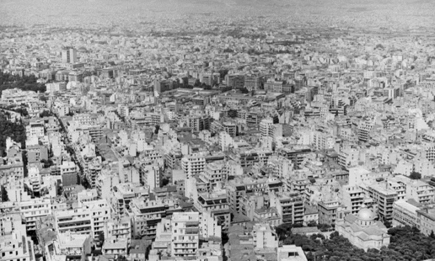 La « polykatoikia » des années 1960-1970 comme élément essential de la modernité « anonyme » d’Athènes