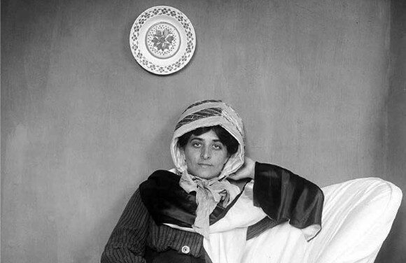 Mary Paraskeva (1882-1951), une amateure et talentueuse photographe grecque de la bourgeoisie du début du 20e siècle