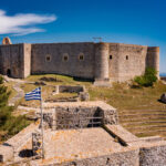 Le château de Clermont ou Chlemoutsi : la forteresse de Geoffroi Ier de Villehardouin dans le Péloponnèse