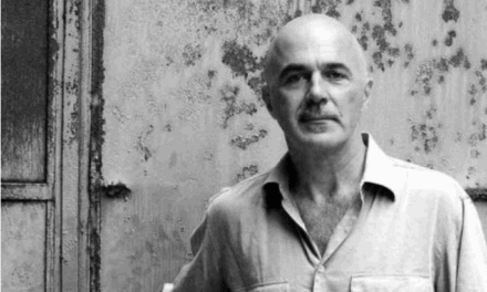 Interview | Stathis Livathinos : « Le théâtre ne donne pas de réponses car la vie ne donne jamais de réponses non plus »